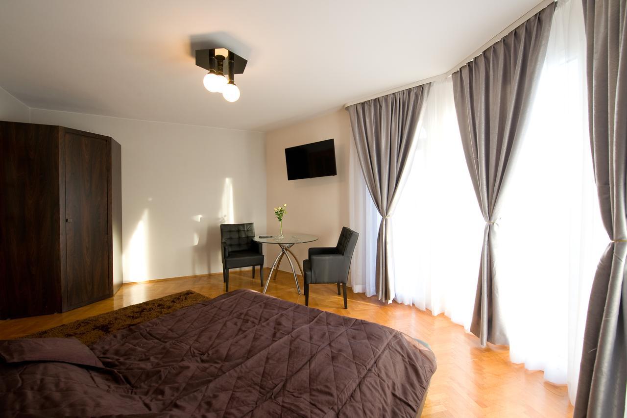 Hostel & Restauracja Santorini Bialystok Ngoại thất bức ảnh